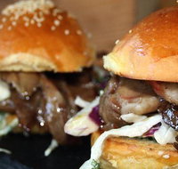 The Robertson Hotel Dining Room - Restaurant Gold Coast