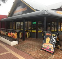 Chicken Treat - Restaurant Gold Coast