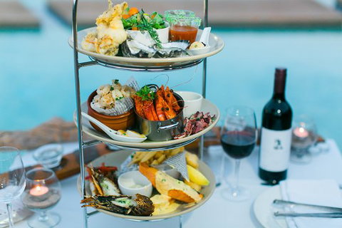 Mantarays - Restaurant Gold Coast 0