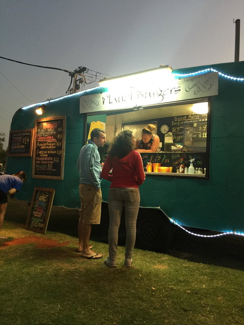 Planet Burgers - Restaurant Gold Coast 3