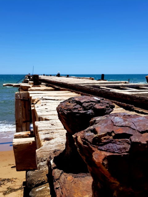 Sunsets Cafe At One Mile Jetty - Restaurant Gold Coast 12