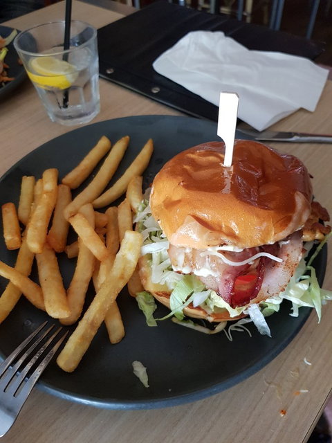 Bacchus Wine Bar - Restaurant Gold Coast 3