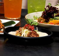 Hispanic Mechanic - Restaurant Gold Coast