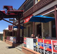 Blumberg Hotel - Restaurant Gold Coast