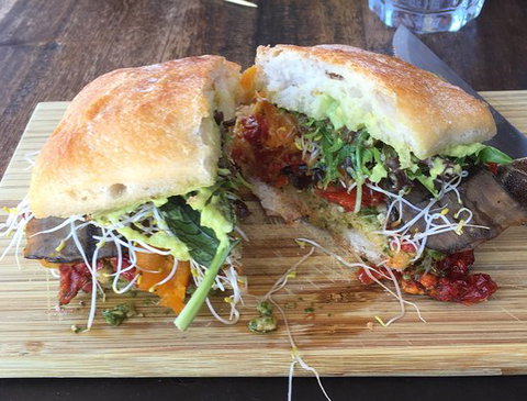 Motherduck - Restaurant Gold Coast 0