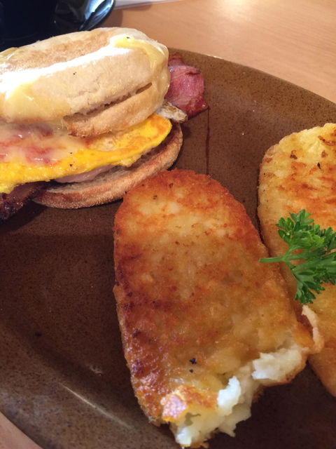 Ozzie's Coffee Lounge - Restaurant Gold Coast 5