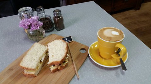 Cowboys & Angels - Restaurant Gold Coast 0