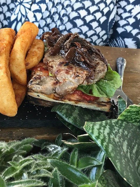 Little Sista Cafe - Restaurant Gold Coast 4