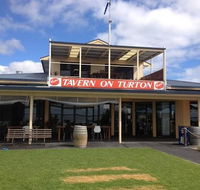 Tavern on Turton - Restaurant Gold Coast