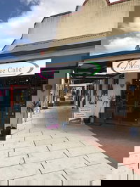 Vintage Cafe