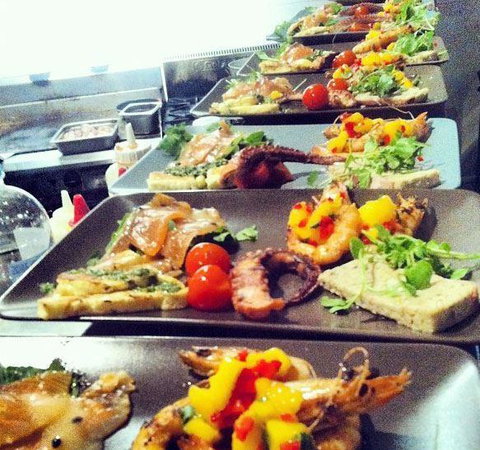 Coast 175 - Restaurant Gold Coast 9