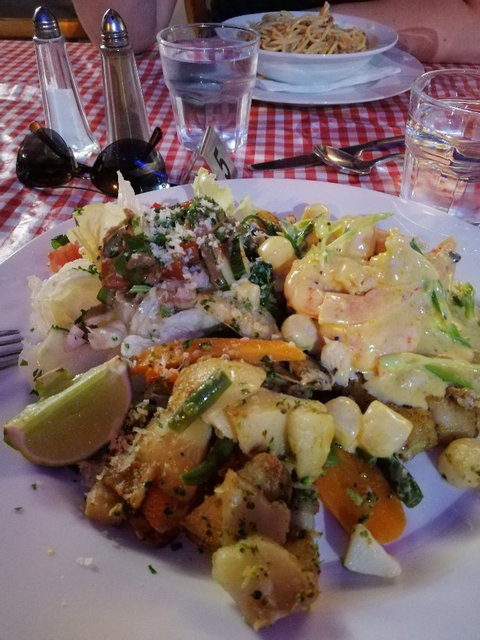 Freddies Cafe De Paris - Restaurant Gold Coast 2