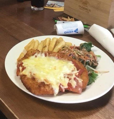 Commercial Hotel - Restaurant Gold Coast 1