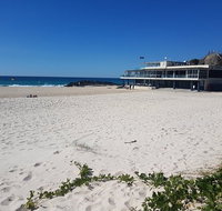 Currumbin Beach Vikings Restaurant - Restaurant Gold Coast