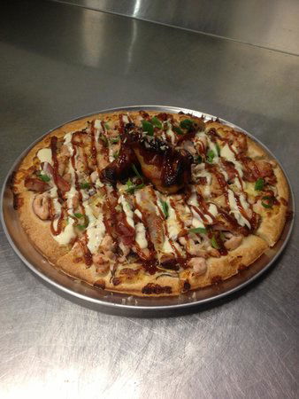Pizza Capers - Restaurant Gold Coast 0