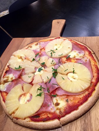 Rozzi's Italian Canteen - Restaurant Gold Coast 0
