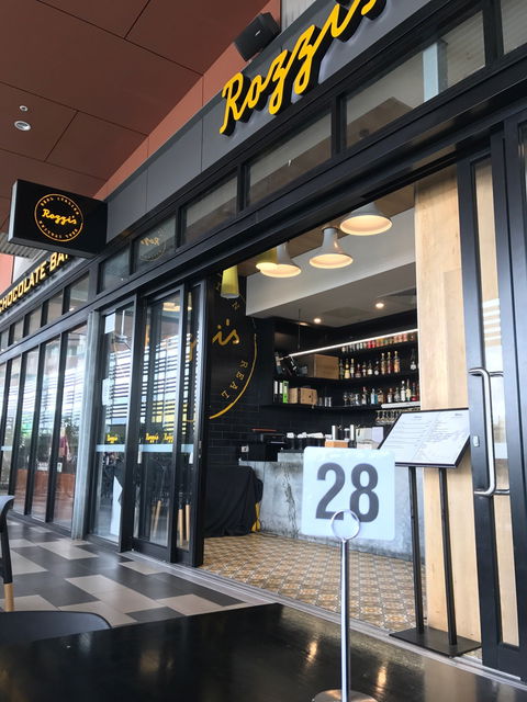 Rozzi's Italian Canteen - Restaurant Gold Coast 6