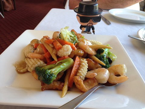 Roses Chinese Resaurant - Restaurant Gold Coast 0