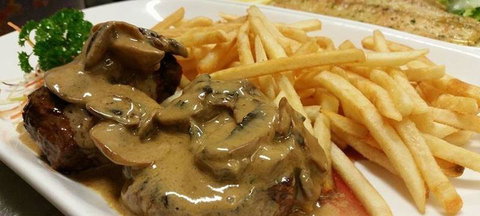 Hatters Tea House - Restaurant Gold Coast 0