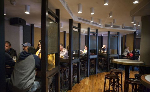 The Royal On The Waterfront - Restaurant Gold Coast 11