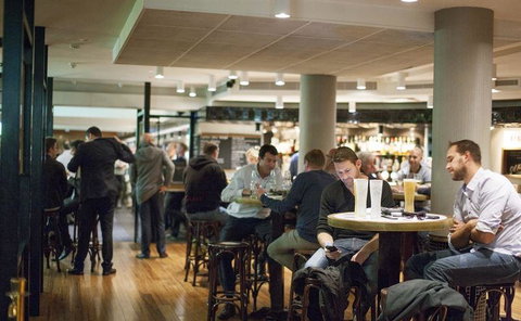 The Royal On The Waterfront - Restaurant Gold Coast 17