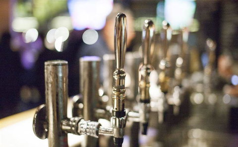 The Royal On The Waterfront - Restaurant Gold Coast 20