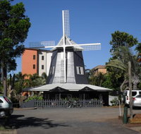 The Windmill Cafe at Bargara - Restaurant Gold Coast
