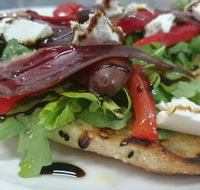 Mena Creek Hotel - Restaurant Gold Coast