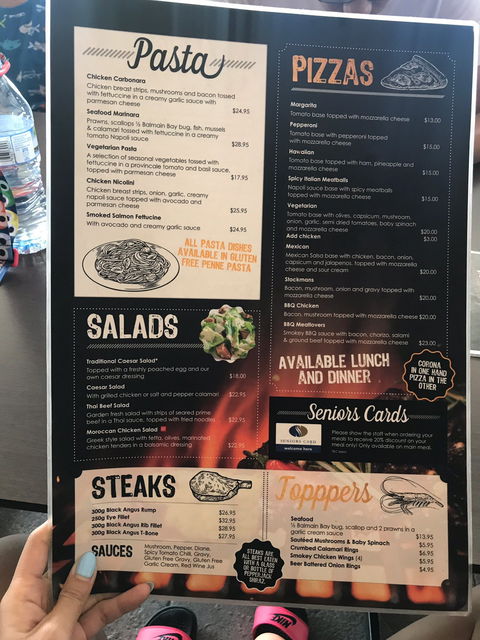 Phoenix Hotel - Restaurant Gold Coast 2