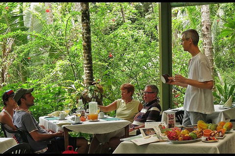 8-Day Cairns Tour: Great Barrier Reef, Kuranda, Daintree Rainforest - Restaurant Gold Coast 4