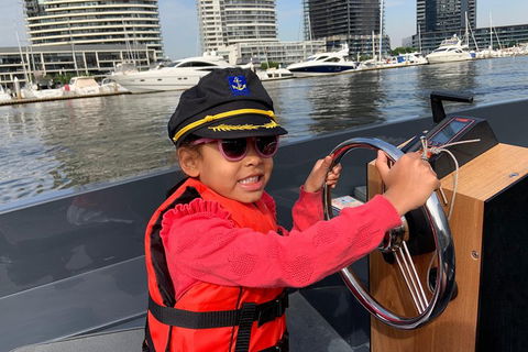 2-Hour Boat Rental In Melbourne - Restaurant Gold Coast 4
