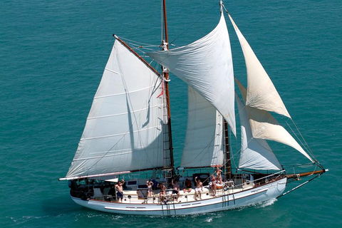 Whitehaven Beach Sailing And Snorkeling Cruise - Restaurant Gold Coast 5