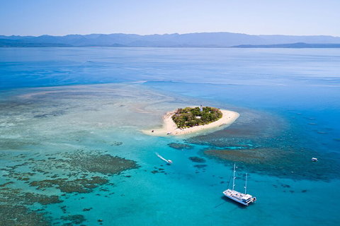 Ultimate 3-Day Great Barrier Reef Cruise Pass - Restaurant Gold Coast 2