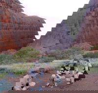 5-Hour Kata Tjuta Sunrise Tour from Ayers Rock with Breakfast - Restaurant Gold Coast