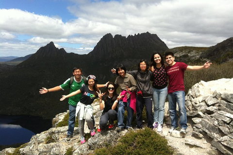 3-Day Tasmania Combo: Launceston To Hobart Active Tour Including Cradle Mountain, Freycinet National Park And Port Arthur - Restaurant Gold Coast 2