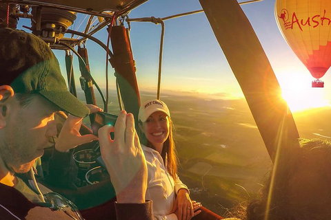 Hot Air Ballooning Tour From Cairns - Restaurant Gold Coast 1