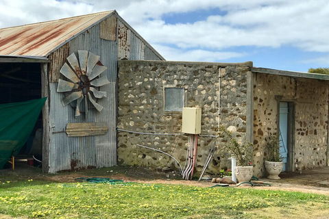 Kangaroo Island Half Day Food And Wine Trail Tour - Restaurant Gold Coast 1