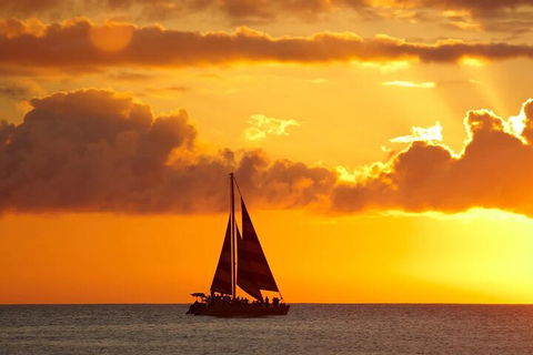 Sunset Cruise In Broome - Restaurant Gold Coast 1
