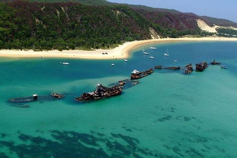Moreton Island Snorkel And Sandboarding 4WD Day Trip From Brisbane - Restaurant Gold Coast 1