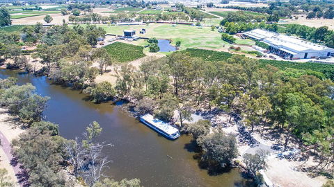 Taste Of The Valley Cruise From Perth - Restaurant Gold Coast 3