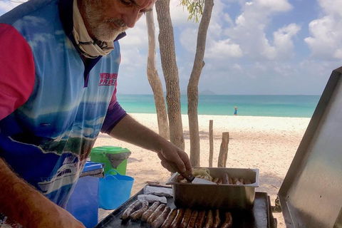 Whitehaven Beach And Hill Inlet | Awesome Beach BBQ | Family Friendly - Restaurant Gold Coast 2