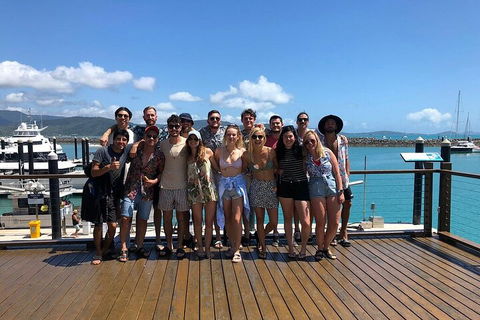2-Night Whitsundays Sailing Cruise Incl. Whitehaven Beach & Great Barrier Reef - Restaurant Gold Coast 2