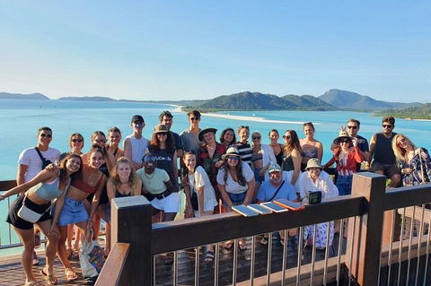 2-Night Whitsunday Islands Sailing Adventure On Trimaran Avatar - Restaurant Gold Coast 3