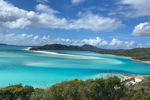 2-Night Whitsunday Islands Sailing Adventure On Trimaran Avatar - Restaurant Gold Coast 4