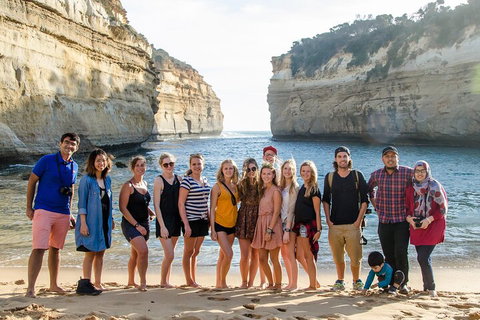 Great Ocean Road 2 Day Highlights Tour And Sunset 12 Apostles - Restaurant Gold Coast 4
