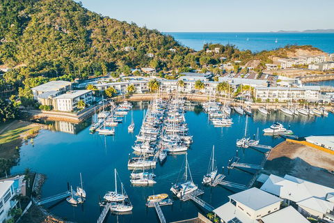 Magnetic Island Round-Trip Ferry From Townsville - Restaurant Gold Coast 2