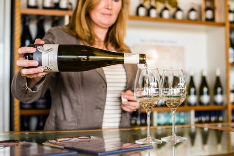 Heritage, Wine & Gin Tours - Restaurant Gold Coast 1
