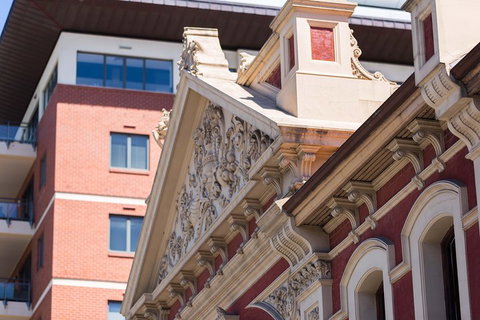 Historic Adelaide & Architecture 90- Minute Pedicab Experience - Restaurant Gold Coast 1