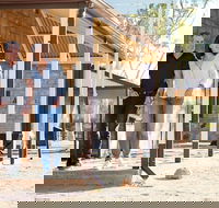 Alice Springs Highlights Tour - Restaurant Gold Coast