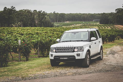 Hideaway Private Tours Hunter Valley- Indulgence Wine Tour (Full Day) - Restaurant Gold Coast 0